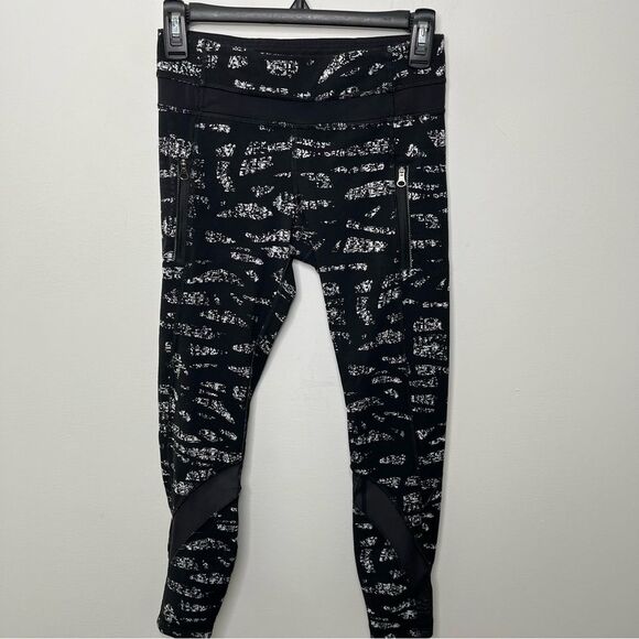 Lululemon Inspire Tight II Graf Black White 4 - Picture 2 of 8